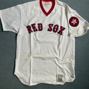 Fred Lynn 1975-76 Boston Red Sox Mitchell & Ness Cooperstown Collection Jersey
